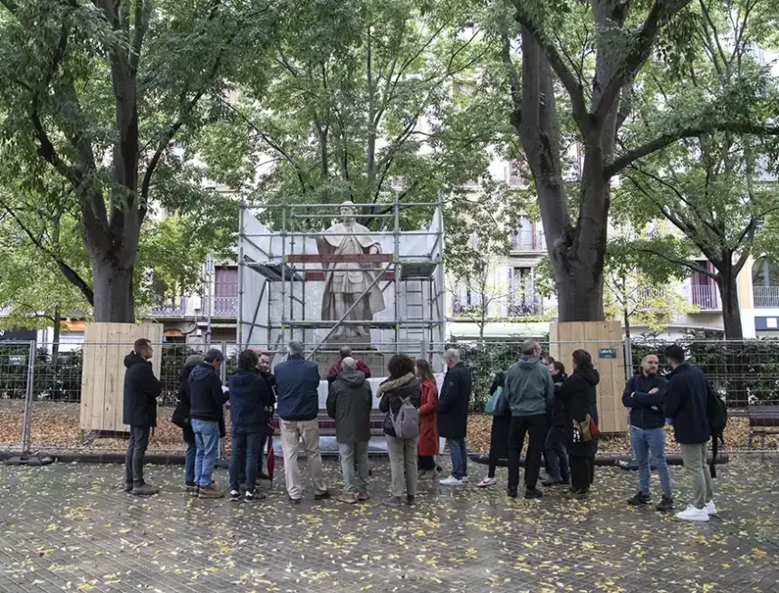 visita estatuas sarasate