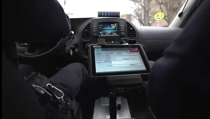 tablet coches policía municipal