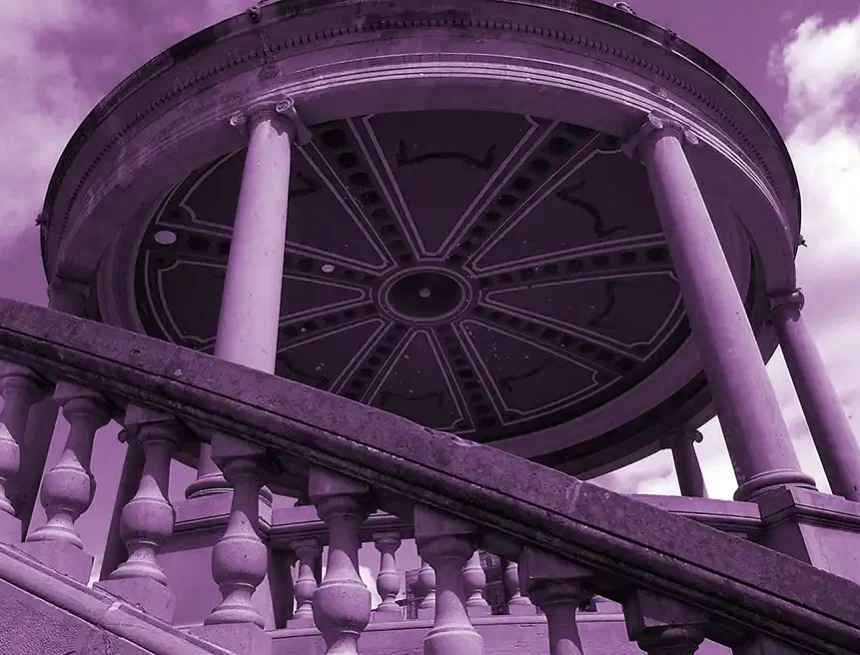 quiosco plaza castillo morado