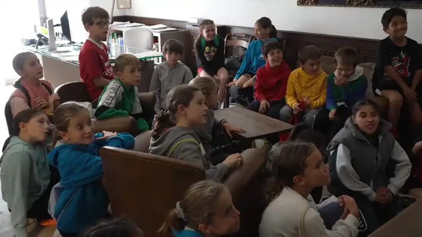 visita estudiantes archivo privilegio