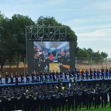 homenaje Paiporta Dana policía municipal 5-12-2025