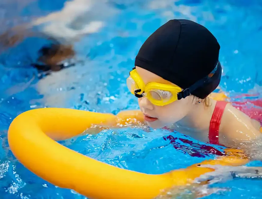 cursos natación infantiles