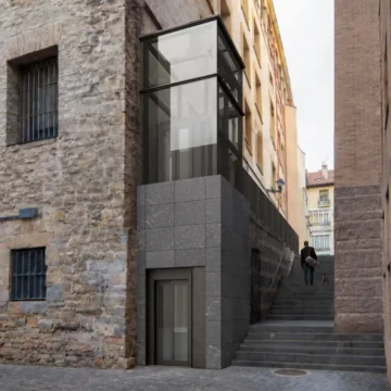 Ayuntamiento de Pamplona Ascensor Urbano Caldereria